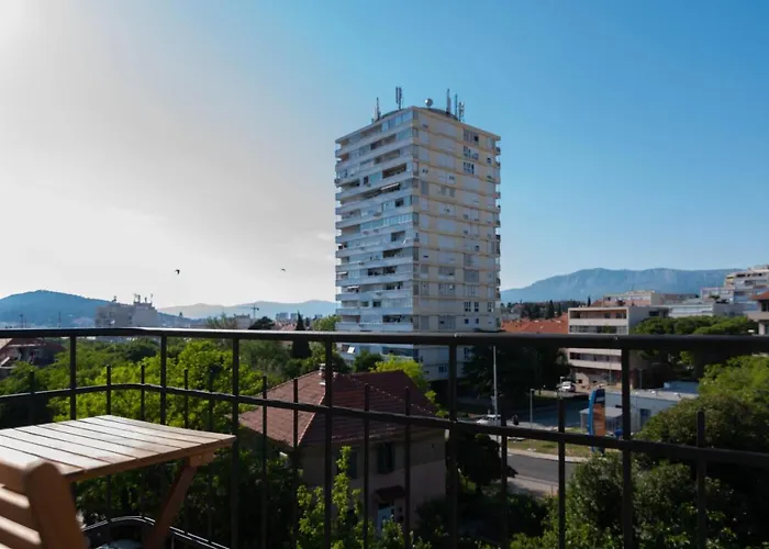 Charming Close To Bacvice And Center * سبليت